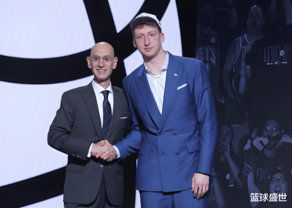 Từ Ivy đến Nets: Wolf Basketba