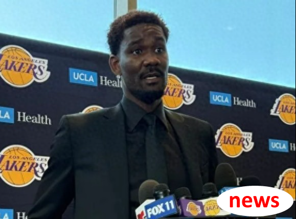 Ayton nói James chưa gửi cho a