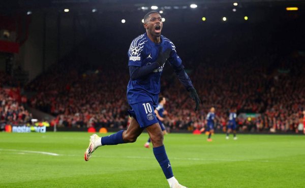 Manchester City là thứ tư! Dan